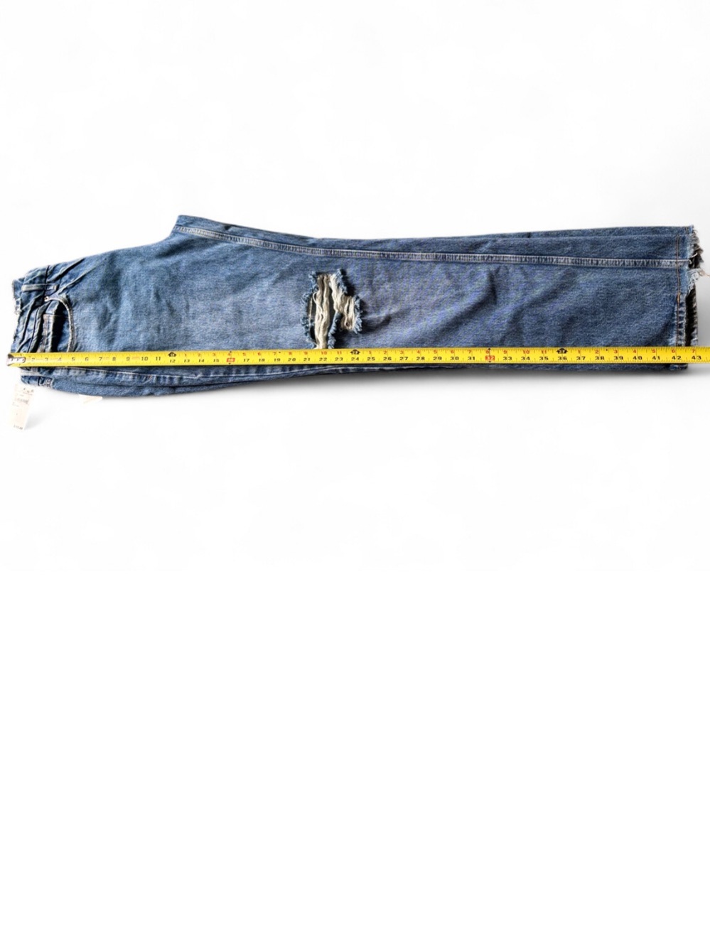 Good American 90s Wide Leg Straight Jeans NWT 8/29 Distressed Raw Hem - Picture 11 of 13
